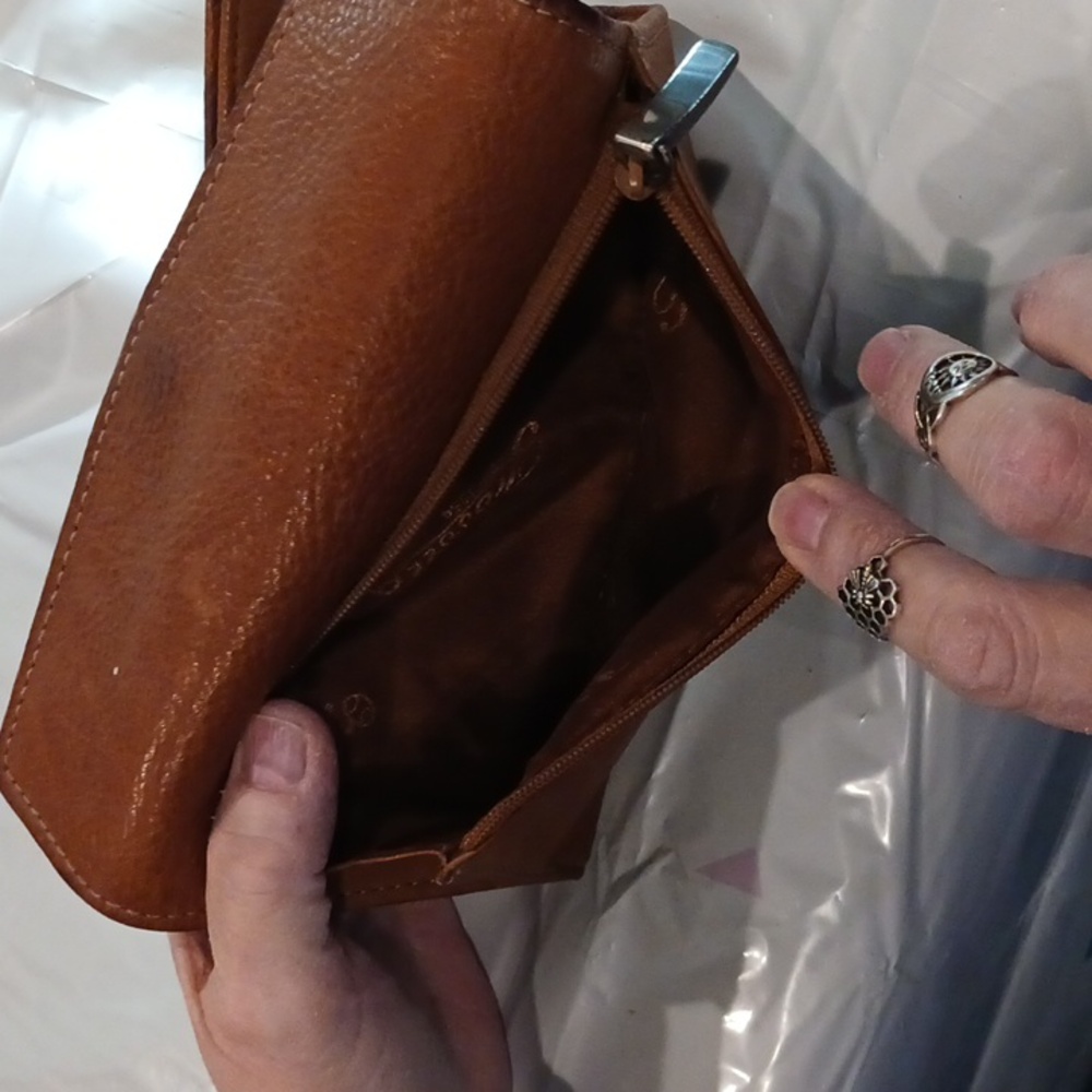 Wallet - Picture 6 of 9